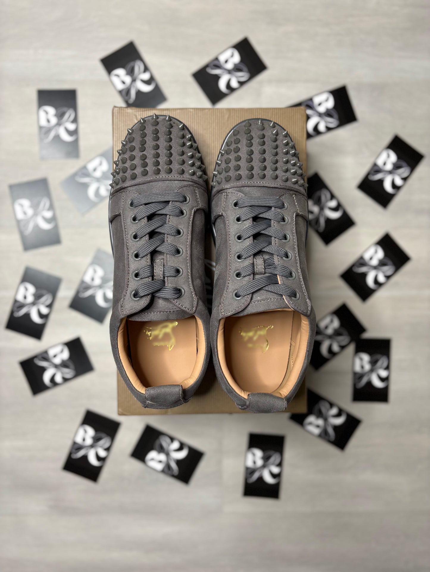 (GREY) RB