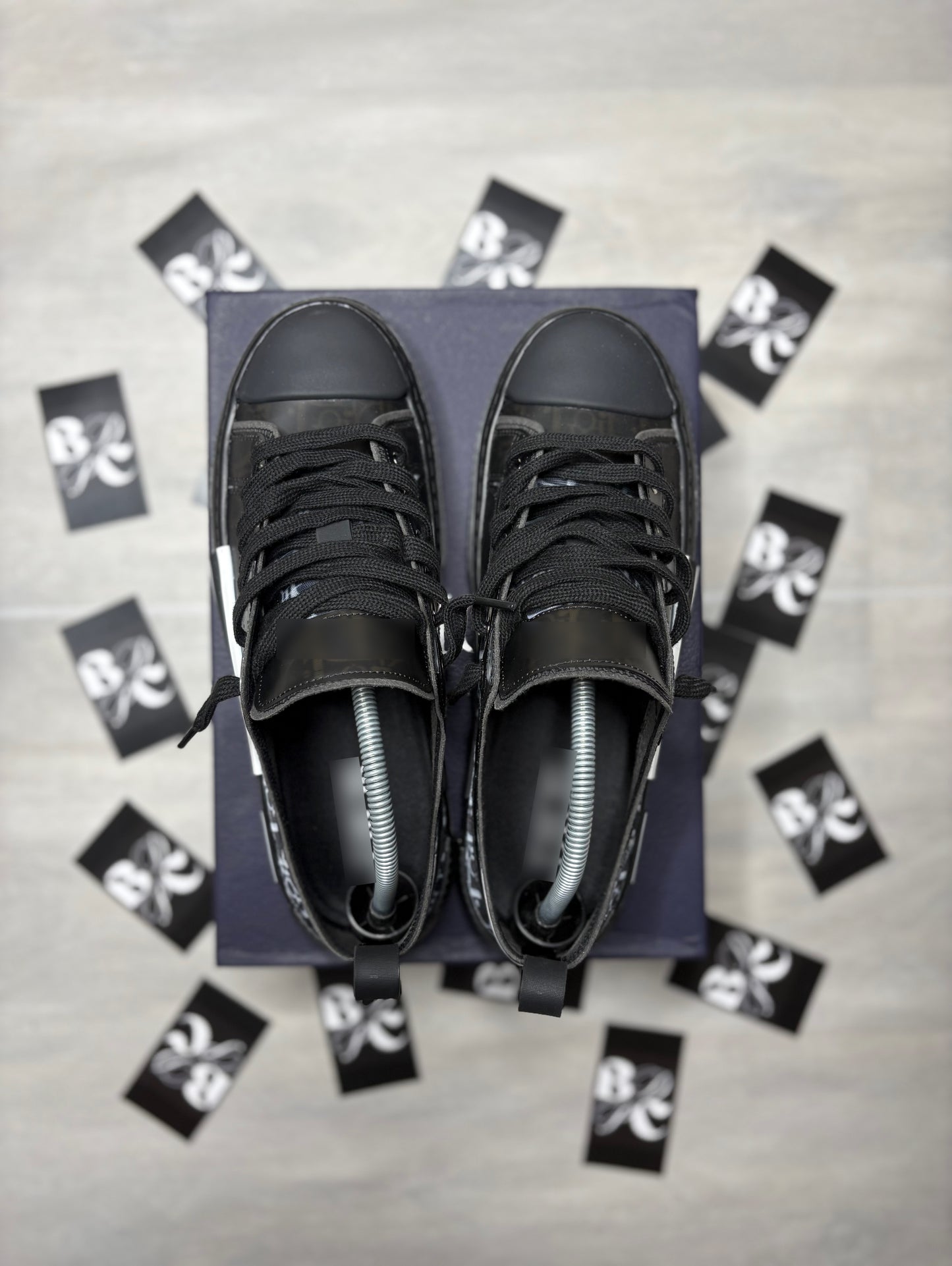 (BLACK) ROID