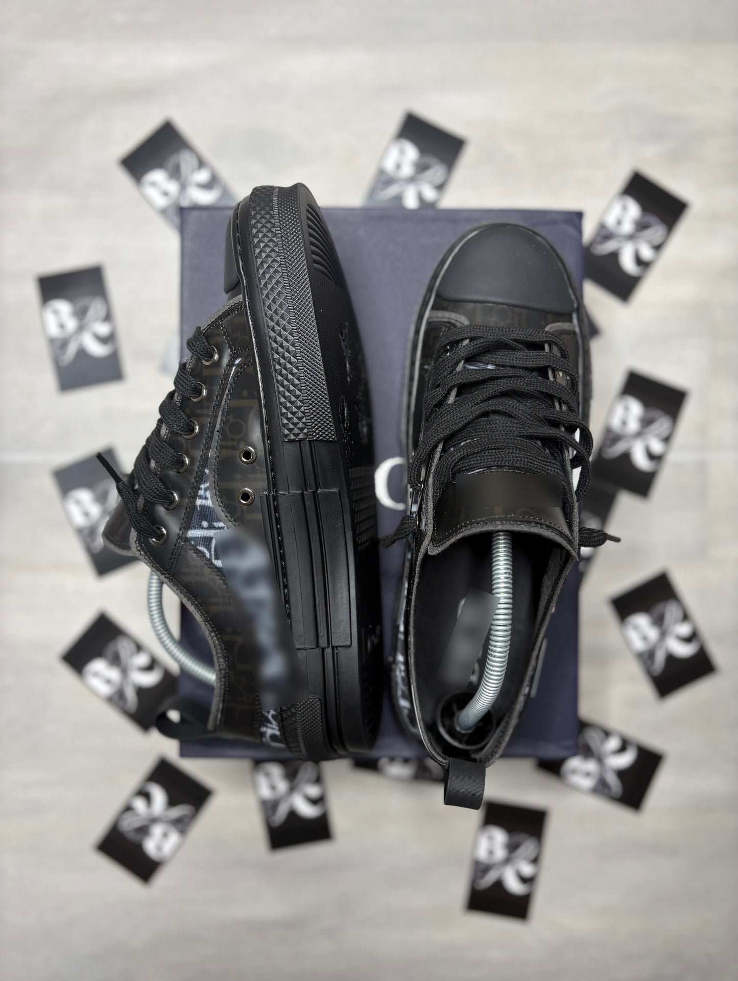 (BLACK) ROID