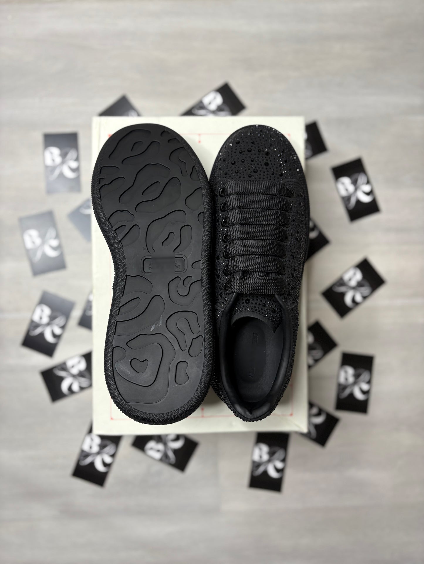 (BLACK) MQN