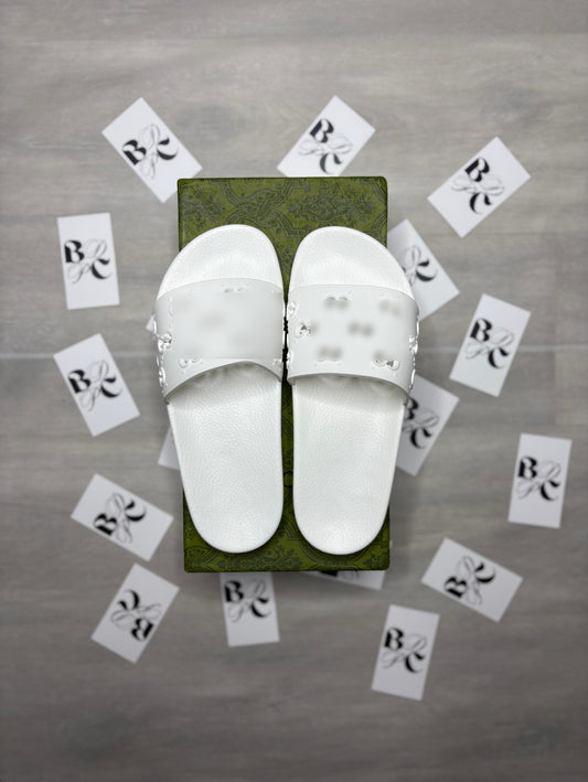 (WHITE) iccuG Sandals