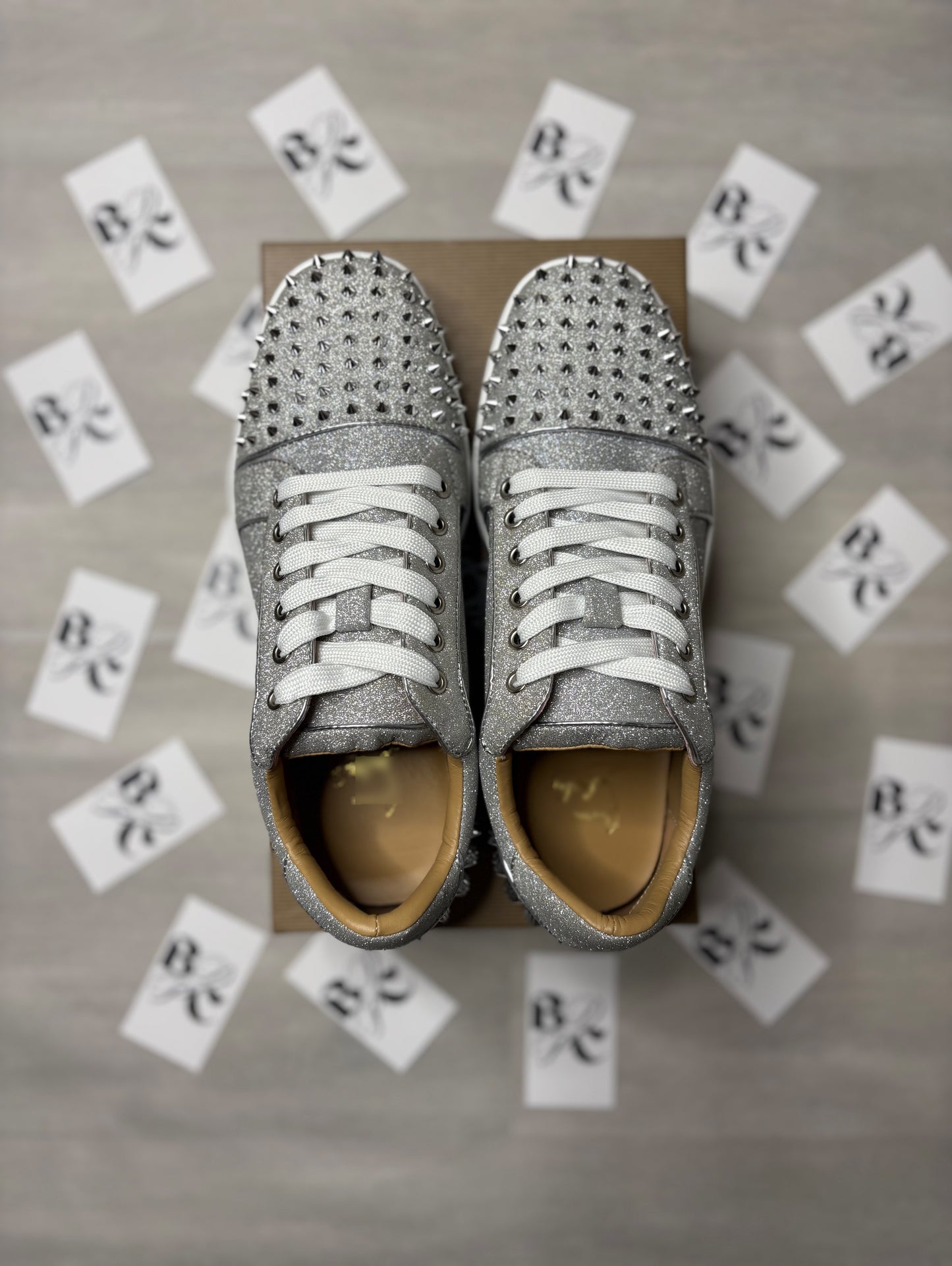 (WHITE) RB